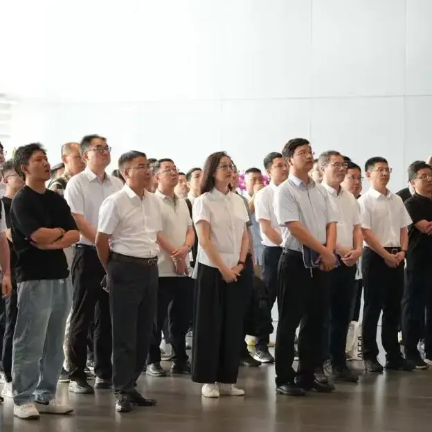 Сайк-GM-Wuling та Dongfeng Liuzhou Motor Exchange Bread